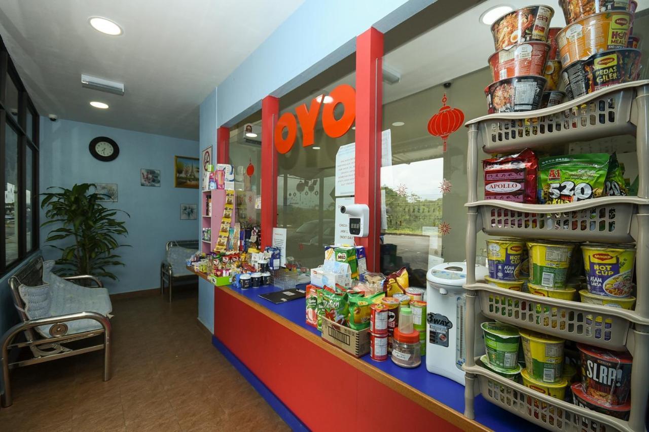Oyo 90172 Goodwill Homestay Batu Niah Exterior foto